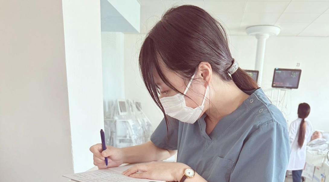 モンゴルで医療ボランティア・杉山ゆう モンゴルで医療ボランティア・杉山ゆう